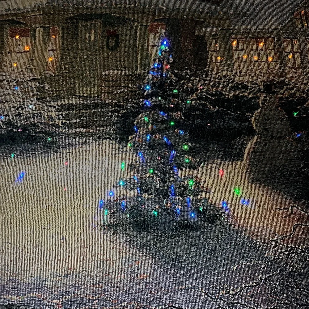 Thomas Kinkade Tapestry Victorian Christmas III Wall Hanging lights 36 X 26 inch